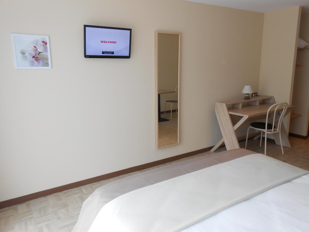 Hotel La Pause Évreux Pokój zdjęcie