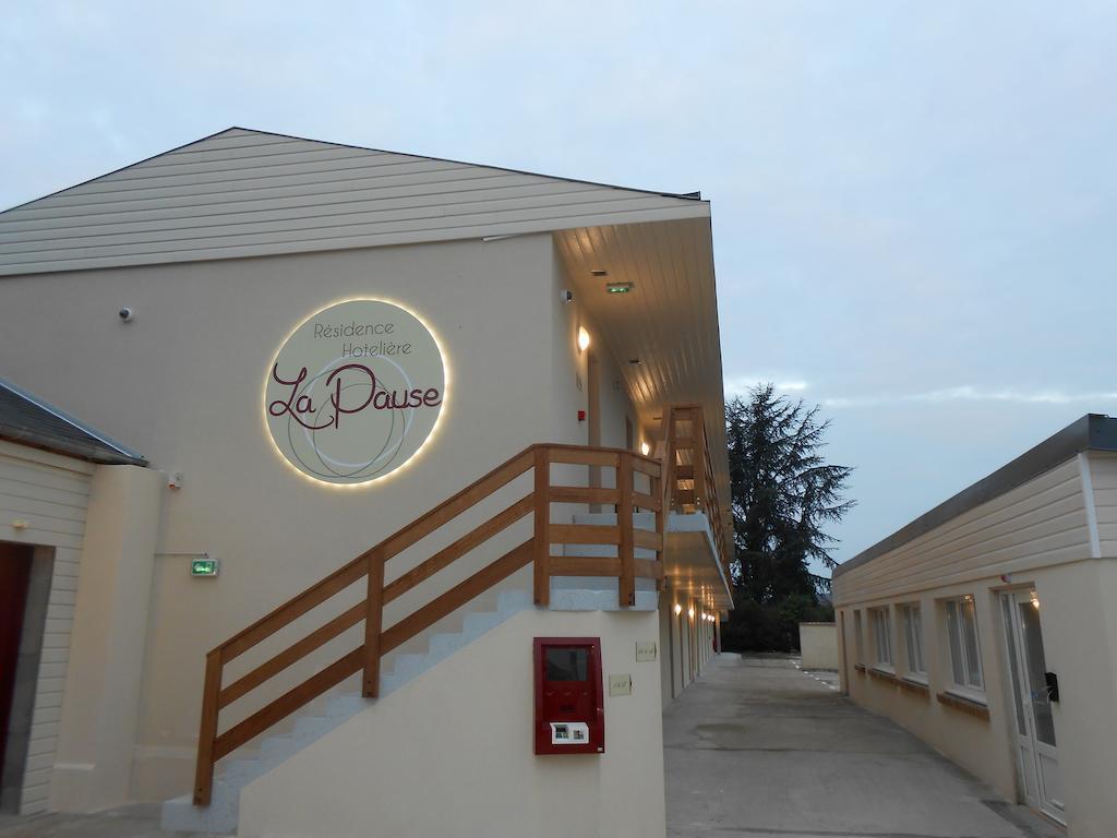 Hotel La Pause Évreux Zewnętrze zdjęcie