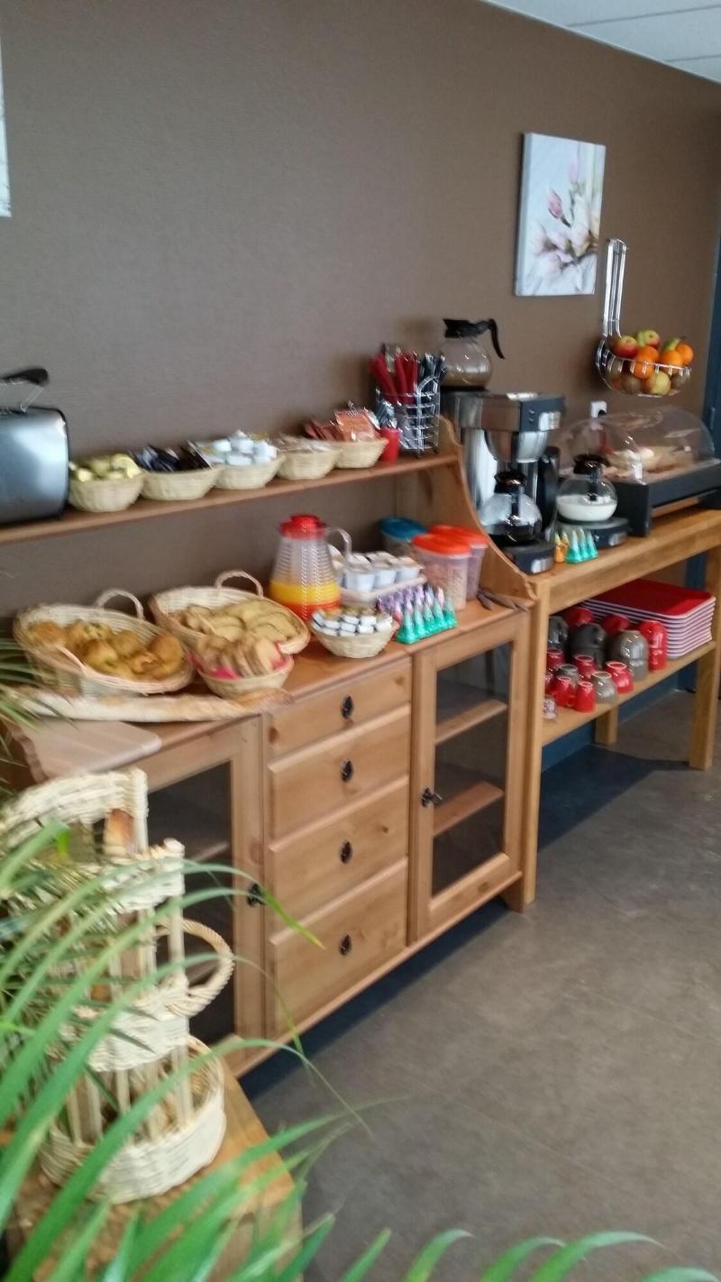 Hotel La Pause Évreux Zewnętrze zdjęcie