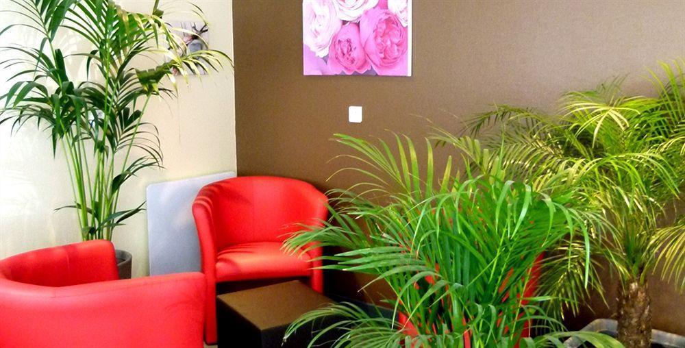 Hotel La Pause Évreux Zewnętrze zdjęcie