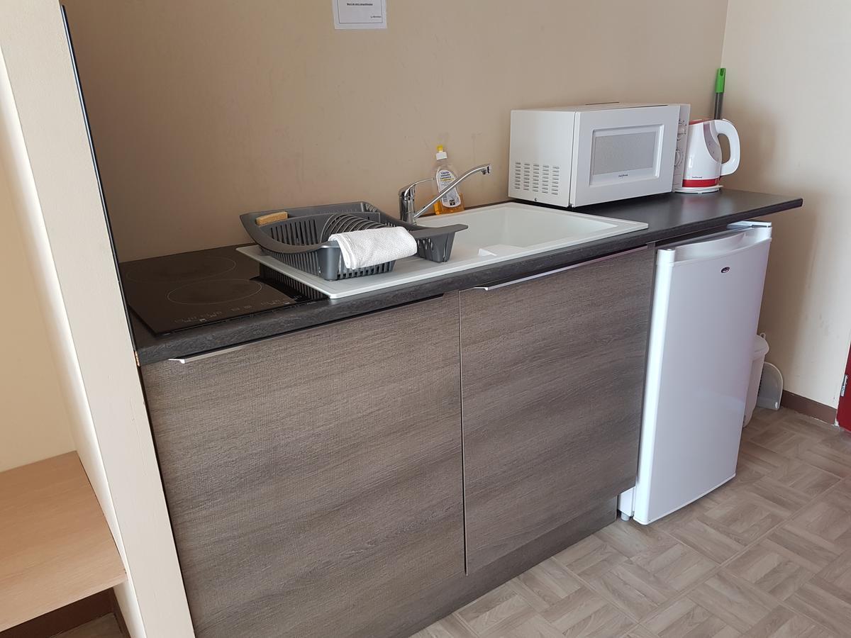 Hotel La Pause Évreux Zewnętrze zdjęcie