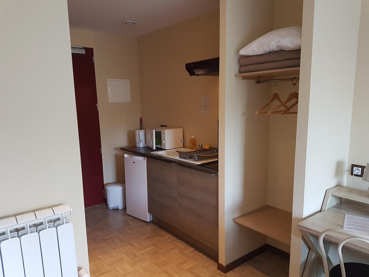 Hotel La Pause Évreux Zewnętrze zdjęcie